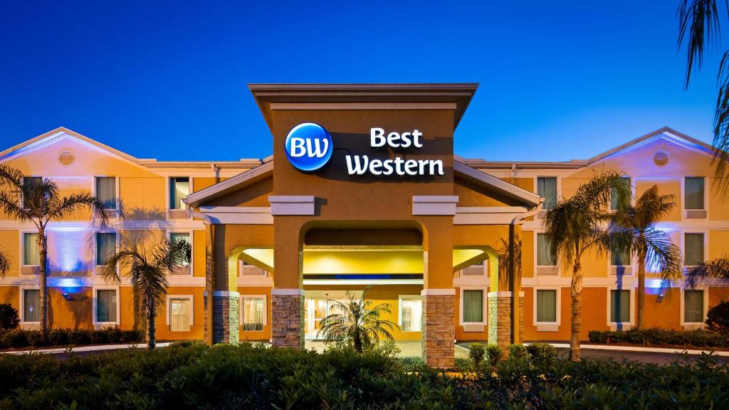 Best Western Wesley Chapel Main image 1